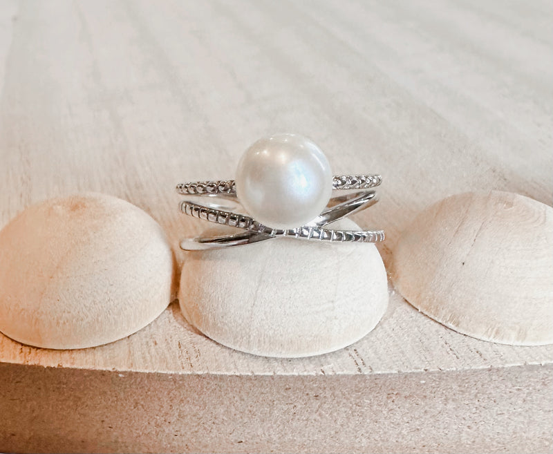 White Pearl Ring (Sterling Silver)