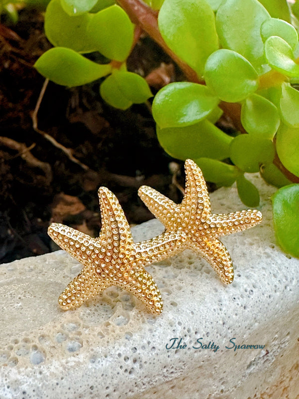 Detailed Starfish Stud Earrings