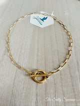 Gold toggle chain necklace