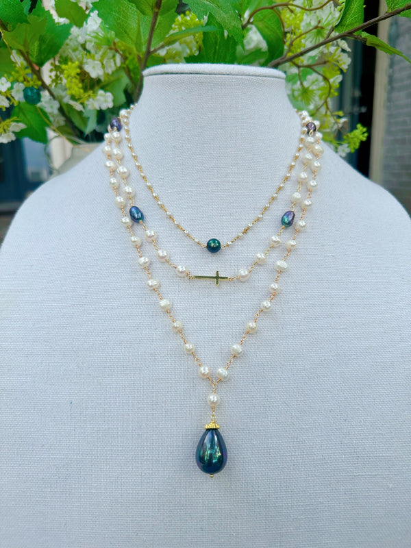 Midnight Blue Pearl & Creamy Pearls Necklace