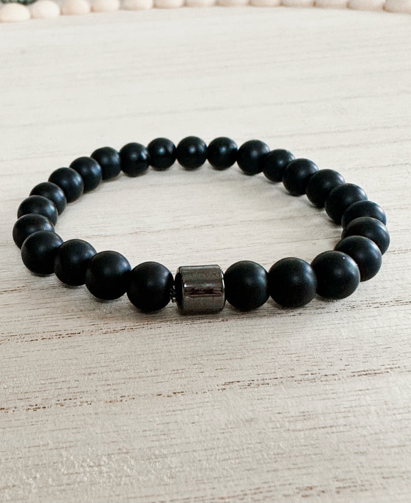 Black onyx/hemitite