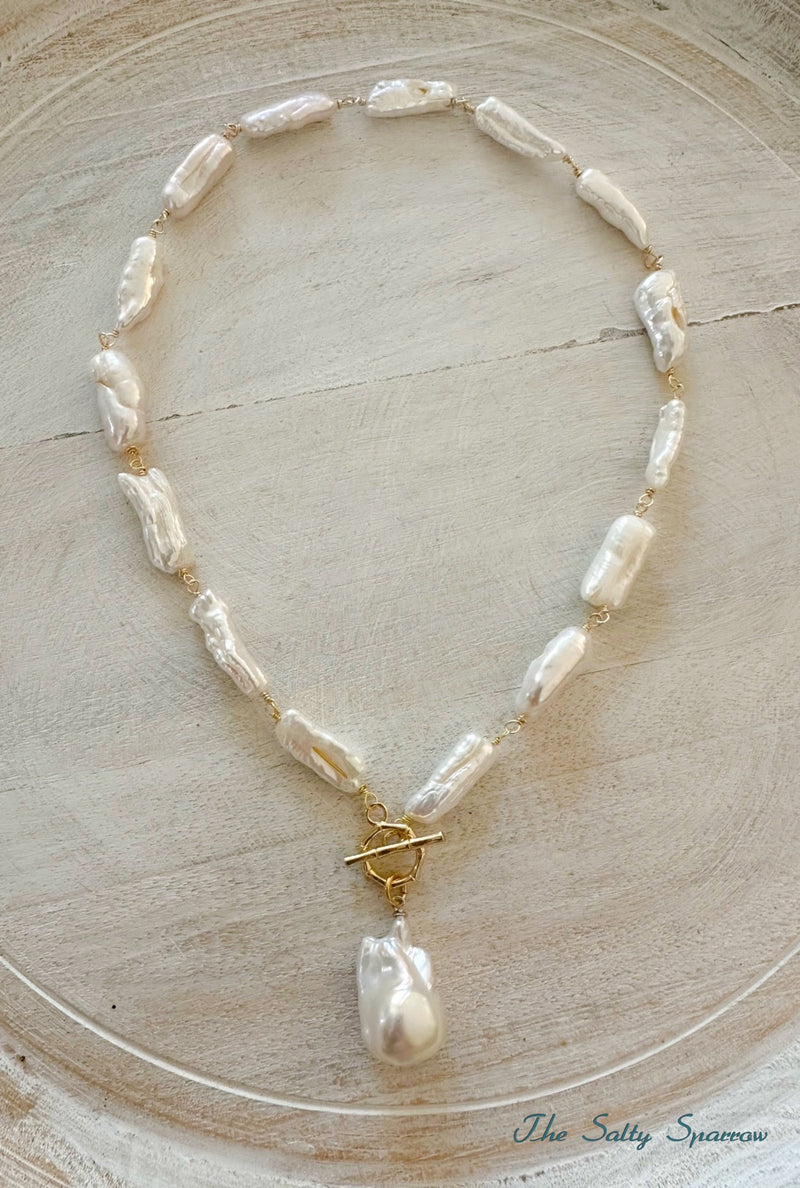 Elongated Pearl Beauty Necklace