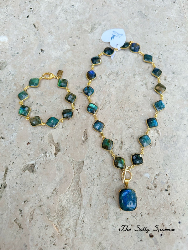 Labradorite Dew Drop Bracelet