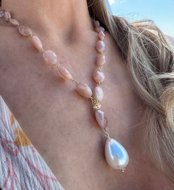 Blush moonstone & mother of pearl Y necklace