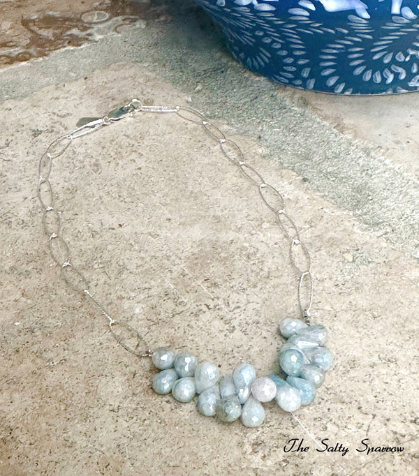 Sparkling Agate Stones & Hammered Silver Chain Necklace