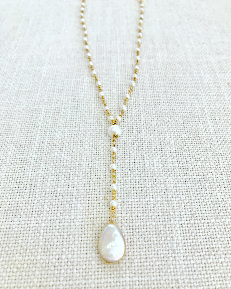 Pearl Y necklace with gold framed pearl pendant