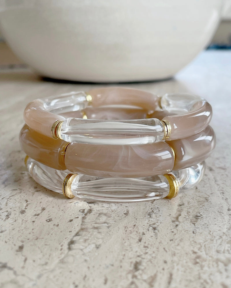 Marbled beige / clear lucite stack