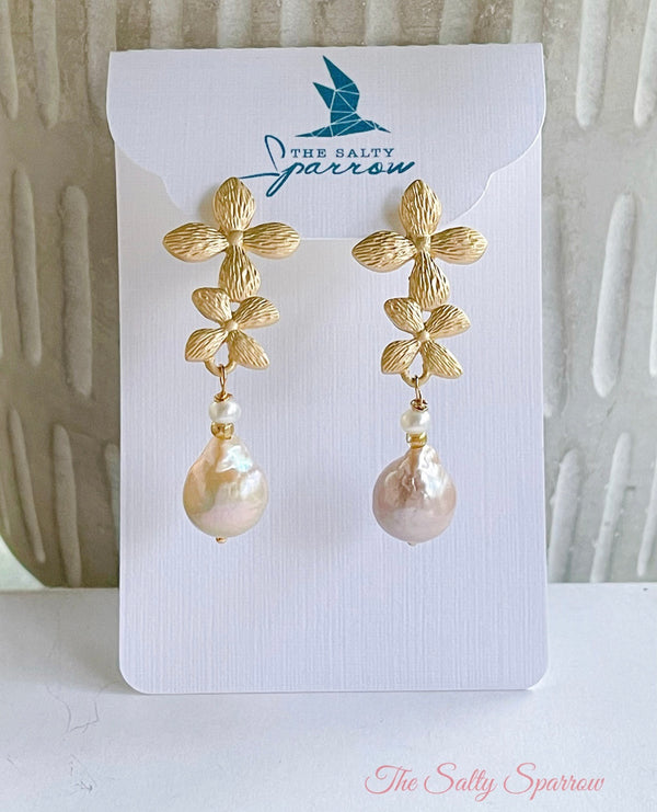 Floral blush pearl earrings