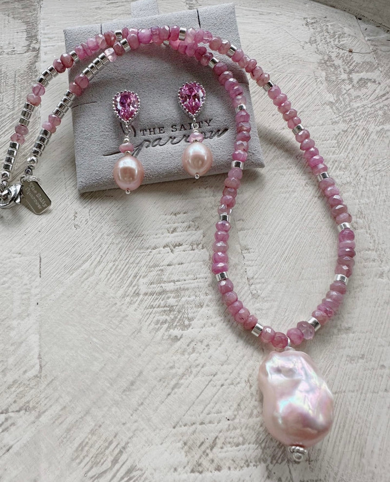 Pink moonstone & pearl necklace / earring set