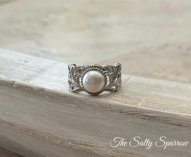 Sterling silver ornate pearl ring